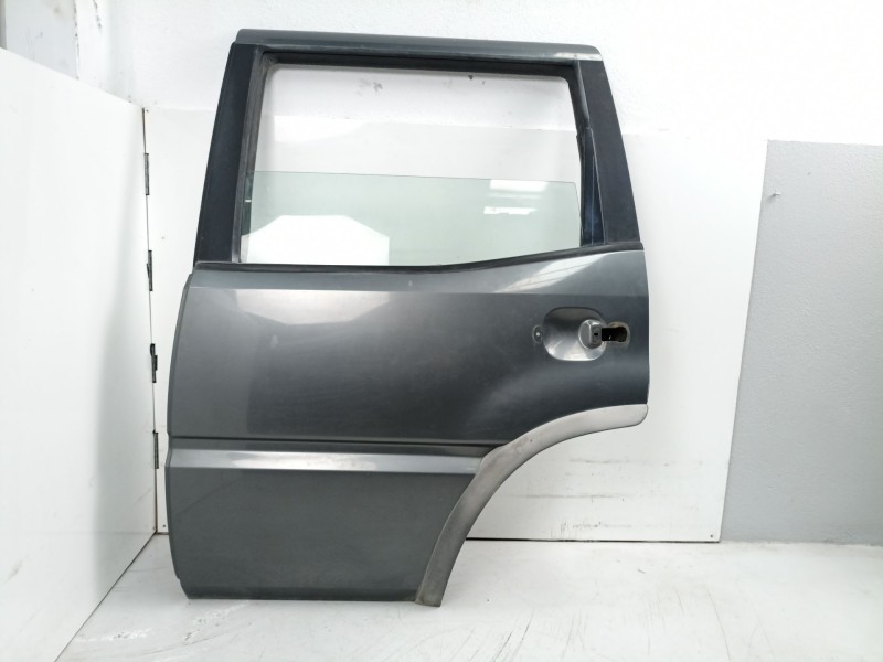 Recambio de puerta trasera izquierda para nissan terrano/terrano.ii (r20) aventura referencia OEM IAM 821017F631  