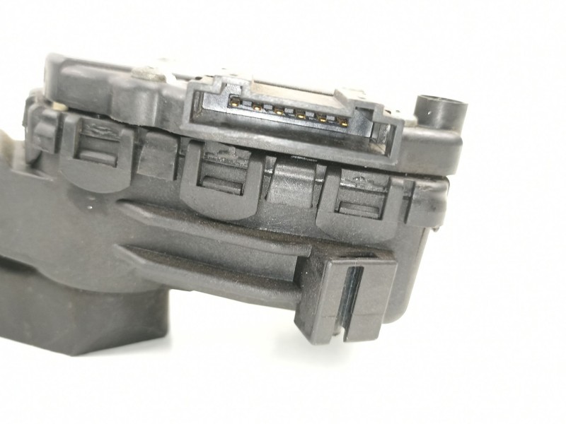 Recambio de potenciometro aceleracion para volkswagen passat b5.5 variant (3b6) 1.9 tdi referencia OEM IAM 8D1721523F 6PV0083760