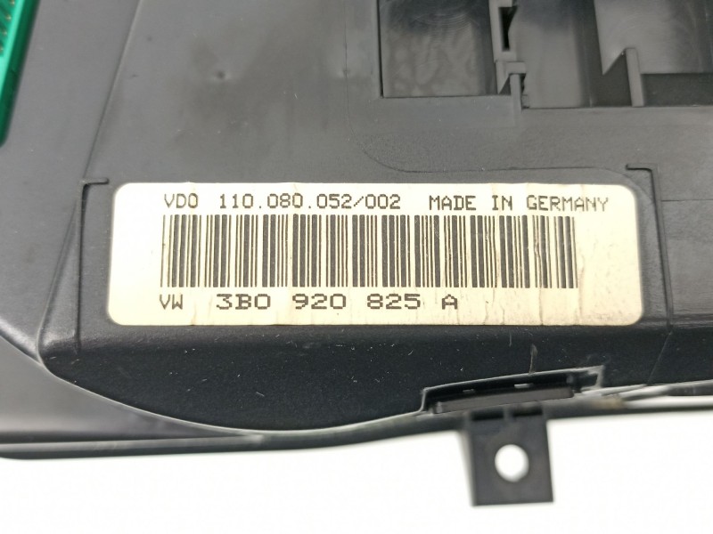 Recambio de cuadro instrumentos para volkswagen passat b5.5 variant (3b6) 1.9 tdi referencia OEM IAM 3B0920825A 110080052002 