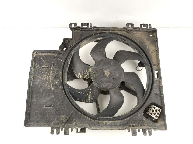 Recambio de electroventilador para nissan note (e11e) 1.4 cat referencia OEM IAM 21481AX610 1831443000 