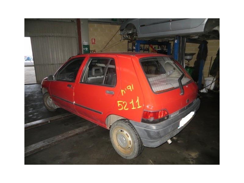 renault clio del año 1992