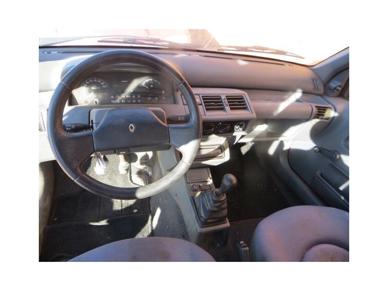 renault clio del año 1994