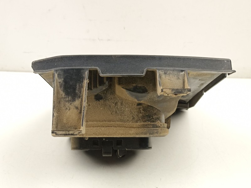 Recambio de piloto porton derecho para renault 21 sedán (l48_) 1.7 (l482) referencia OEM IAM 7701032021  