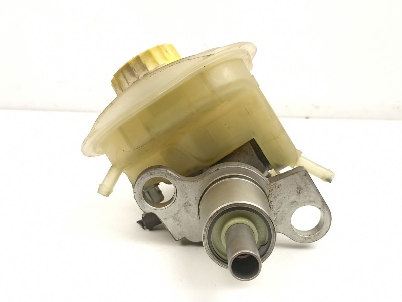 Recambio de bomba de freno para volkswagen passat b5.5 variant (3b6) 1.9 tdi referencia OEM IAM 8D2611021A  
