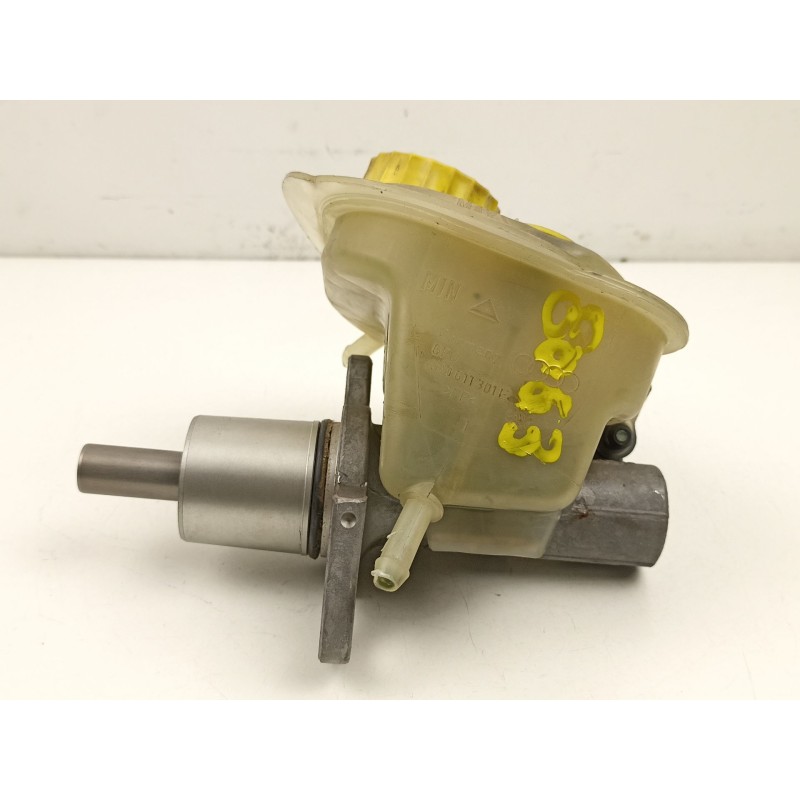 Recambio de bomba de freno para volkswagen passat b5.5 variant (3b6) 1.9 tdi referencia OEM IAM 8D2611021A  
