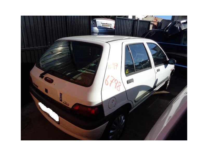 renault clio del año 1997
