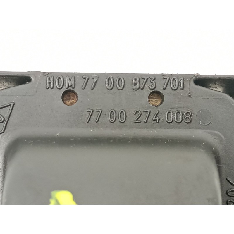 Recambio de bobina para renault clio 1.2 g referencia OEM IAM 7700274008 2526151A 7700873701