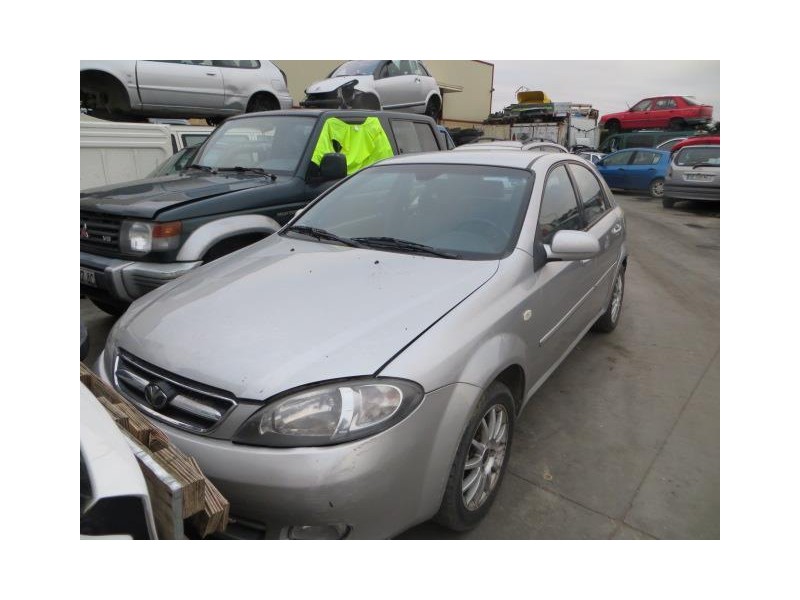 daewoo lacetti del año 2004