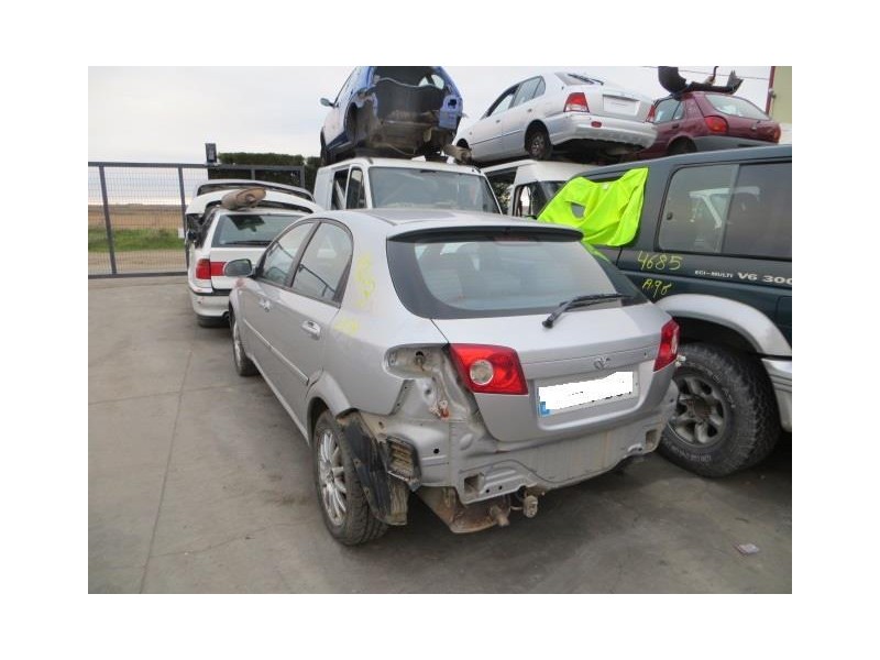 daewoo lacetti del año 2004