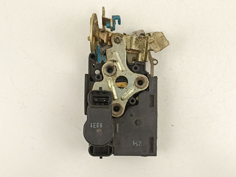 Recambio de cerradura puerta delantera derecha para daewoo lacetti 1.6 cat referencia OEM IAM 96272642  