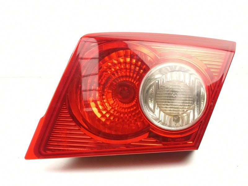 Recambio de piloto porton derecho para daewoo lacetti 1.6 cat referencia OEM IAM 96551217  