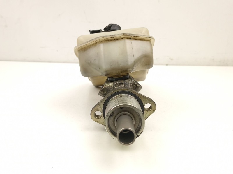 Recambio de bomba de freno para renault 21 sedán (l48_) 1.7 (l482) referencia OEM IAM 7700734129  