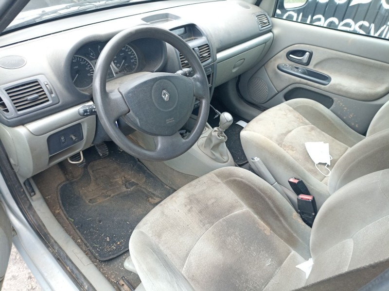 renault clio ii (bb_, cb_) del año 2002