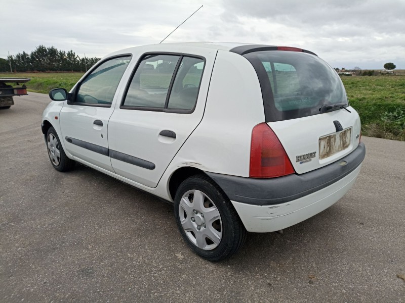 renault clio ii fase i (b/cbo) del año 2000