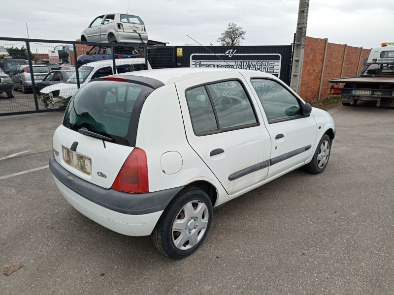 renault clio ii fase i (b/cbo) del año 2000
