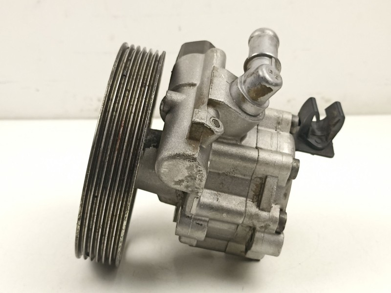 Recambio de bomba direccion para peugeot expert 2.0 d referencia OEM IAM 9640830580 7617955506 