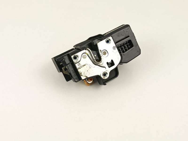Recambio de cerradura puerta delantera derecha para opel antara cosmo 4x4 referencia OEM IAM 96660860  4806623