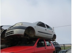 renault clio del año 1999