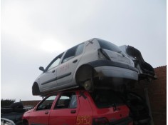 renault clio del año 1999 2