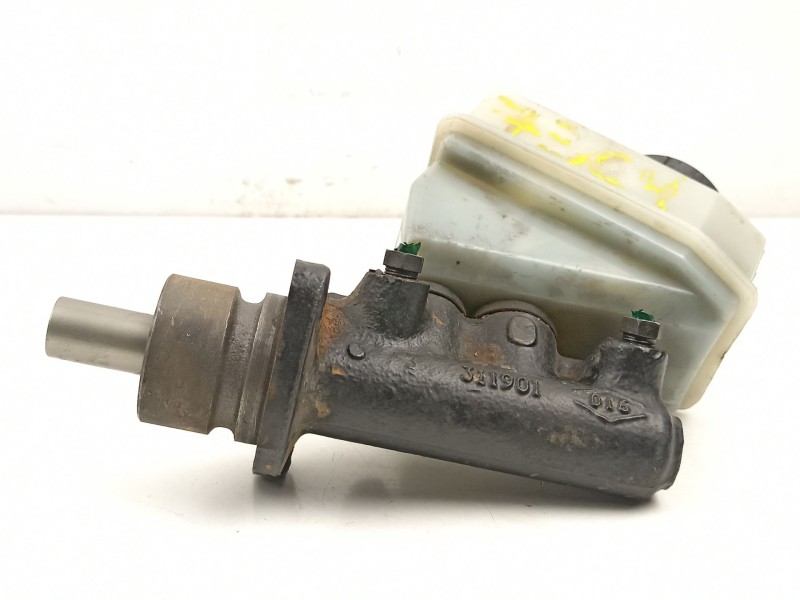 Recambio de bomba de freno para renault clio 1.9 d referencia OEM IAM 7701204609  