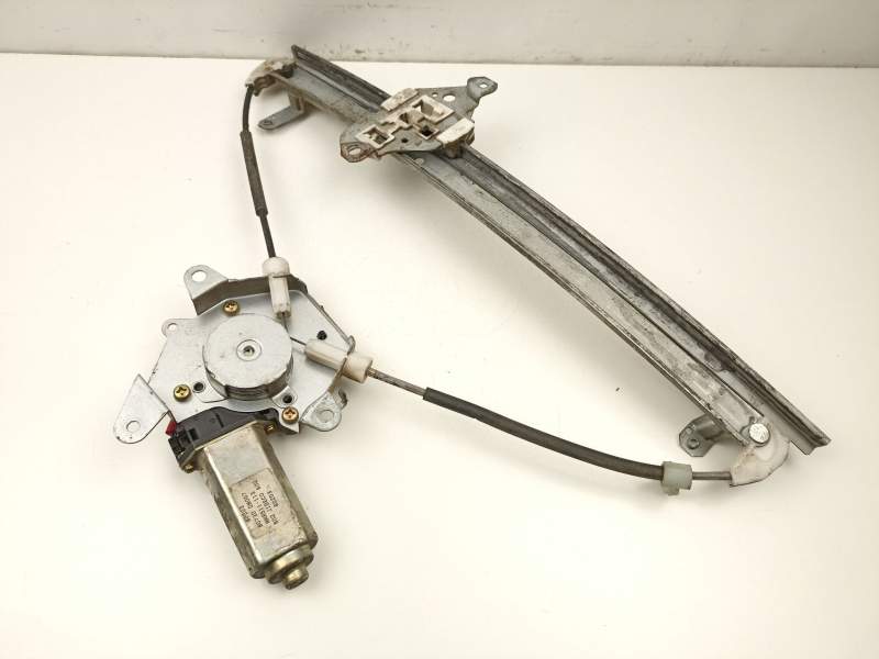 Recambio de elevalunas delantero derecho para nissan almera i hatchback (n15) 2.0 d referencia OEM IAM 807300M007 MMR511113 
