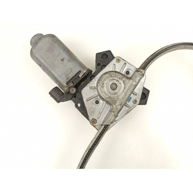 Recambio de elevalunas delantero izquierdo para renault clio 1.4 g referencia OEM IAM 7700799475  