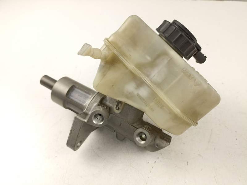 Recambio de bomba de freno para bmw serie 3 berlina (e90) 320d referencia OEM IAM 6785664  34336785664