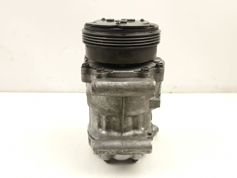 Recambio de compresor aire acondicionado para renault clio 1.1 g referencia OEM IAM 8200037058 SD6V121427D 