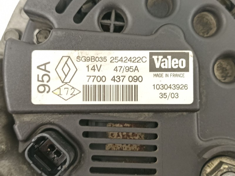 Recambio de alternador para renault clio 1.1 g referencia OEM IAM 7700437090 SG9B035 
