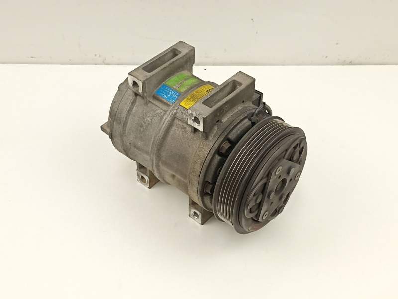 Recambio de compresor aire acondicionado para volvo s40 berlina 2.0 16v referencia OEM IAM 8708581  30612681