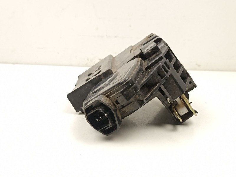 Recambio de cerradura puerta delantera derecha para hyundai coupe ii (gk) 1.6 16v referencia OEM IAM 813252C000  