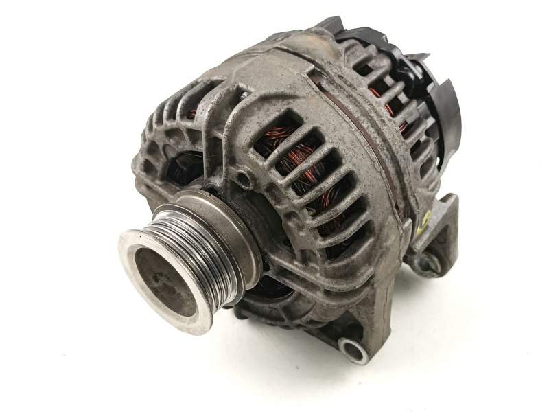 Recambio de alternador para opel astra h berlina 1.6 16v referencia OEM IAM 6204205 0124425020 55556067