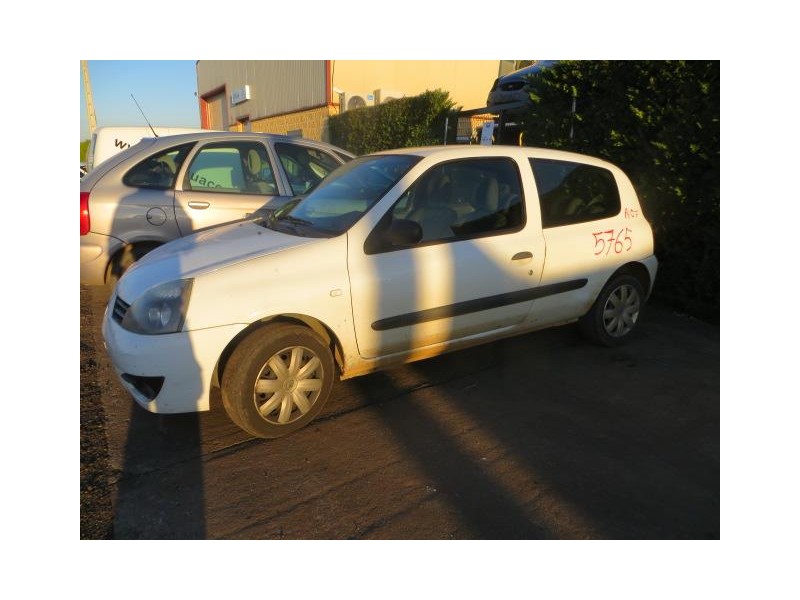 renault clio del año 2007