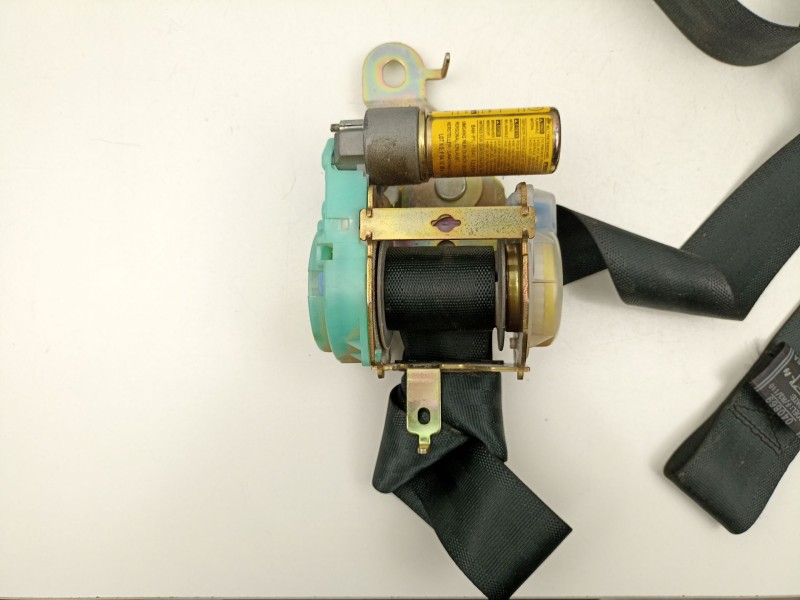 Recambio de cinturon seguridad delantero derecho para hyundai coupe ii (gk) 1.6 16v referencia OEM IAM 888202C001LK  