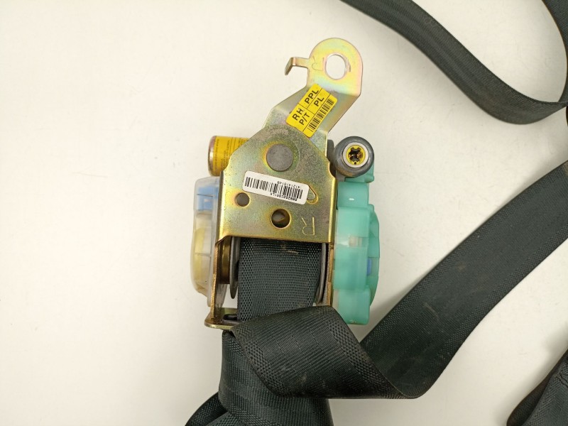Recambio de cinturon seguridad delantero derecho para hyundai coupe ii (gk) 1.6 16v referencia OEM IAM 888202C001LK  