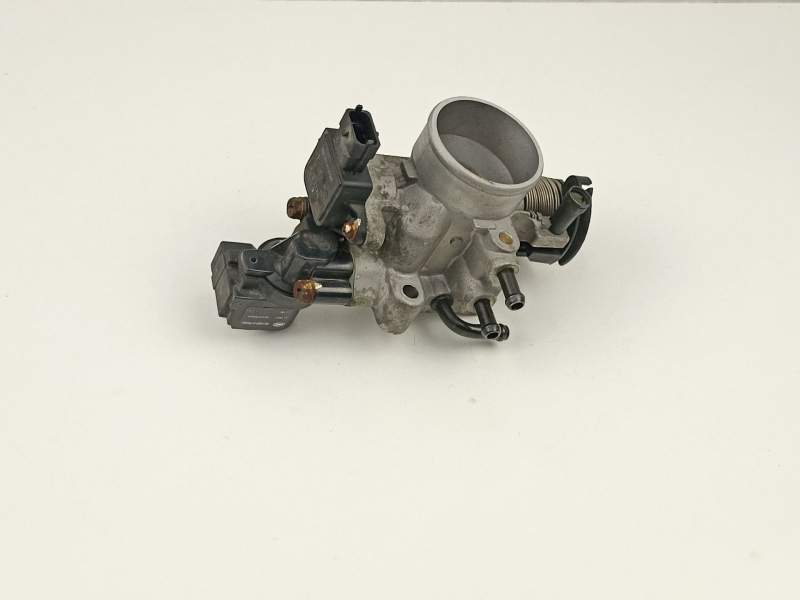 Recambio de caja mariposa para hyundai accent (lc) 1.3 cat referencia OEM IAM 3512022600  