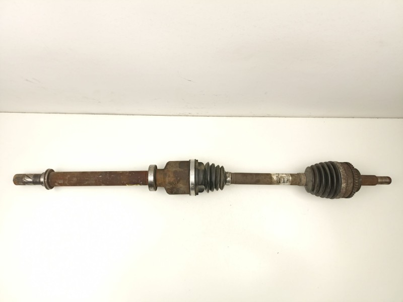 Recambio de transmision delantera derecha para renault clio 1.5 dci referencia OEM IAM 8200538738  