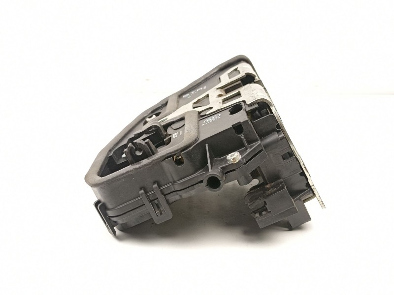 Recambio de cerradura puerta delantera derecha para bmw 1 (e81) 118 d referencia OEM IAM 51217202146  