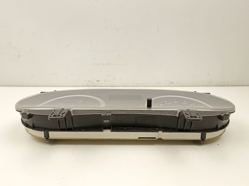 Recambio de cuadro instrumentos para renault clio 1.5 d referencia OEM IAM 8200404177  