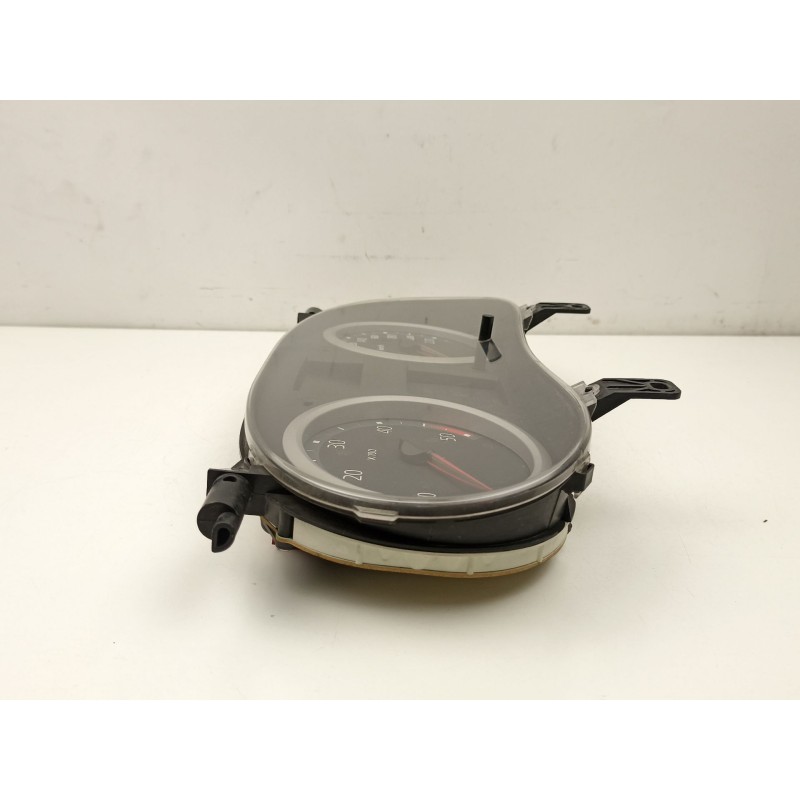 Recambio de cuadro instrumentos para renault clio 1.5 d referencia OEM IAM 8200404177  