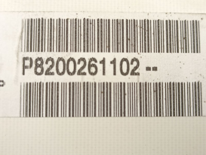 Recambio de cuadro instrumentos para renault clio 1.1 g referencia OEM IAM 8200261102  