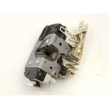 CERRADURA MALETERO / PORTON A9067400835 