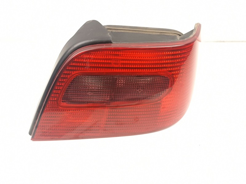 Recambio de piloto trasero derecho para citroën xsara 2.0 d hdy -rhy referencia OEM IAM 6351P0  