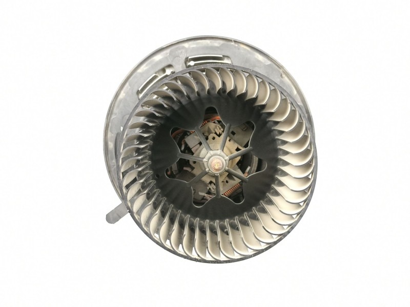 Recambio de motor calefaccion para bmw 1 (e81) 118 d referencia OEM IAM 64116933663 985465S 6411693366309