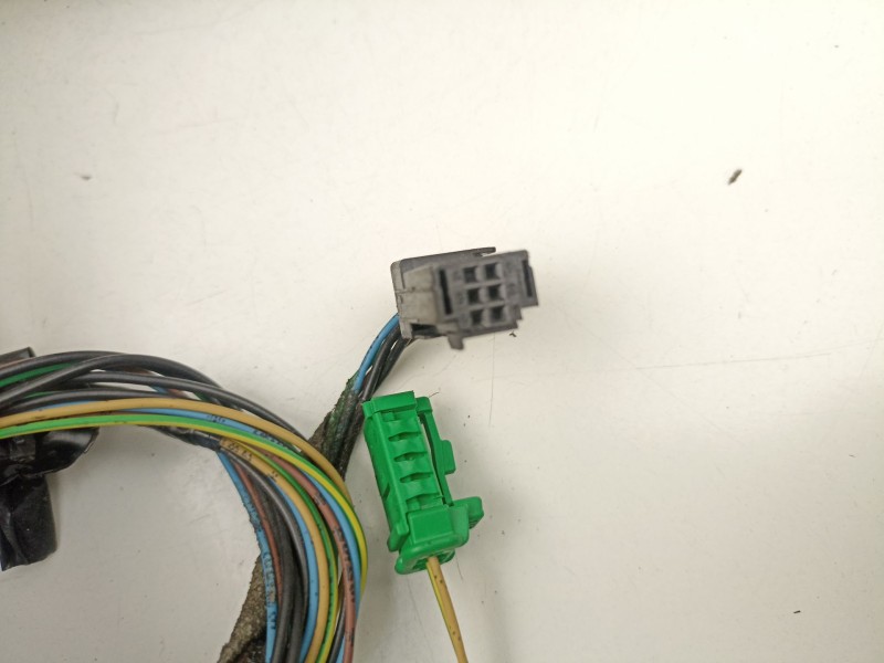 Recambio de retrovisor derecho para citroën c4 1.6 d referencia OEM IAM 96467112  