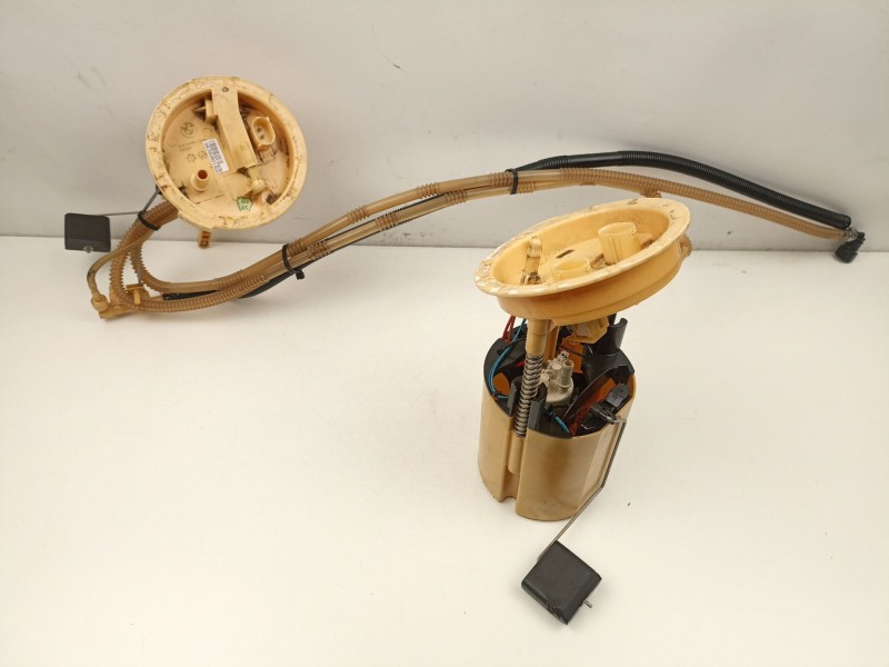 Recambio de bomba combustible aforador para bmw 1 (e81) 118 d referencia OEM IAM 7190943  7190944