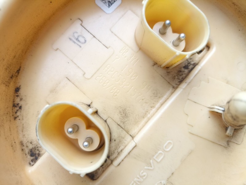 Recambio de bomba combustible aforador para bmw 1 (e81) 118 d referencia OEM IAM 7190943  7190944