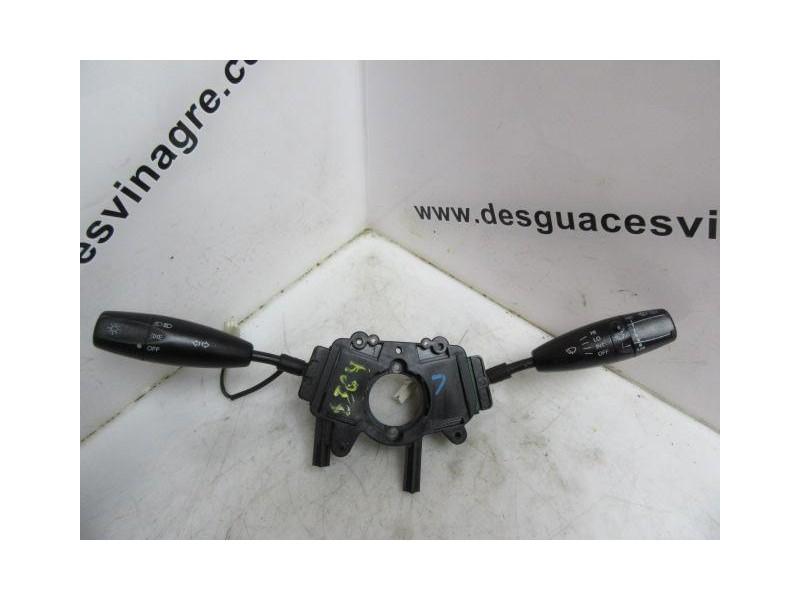 Recambio de mando luces y limpias : daewoo lanos : 1.5 g (85,65cv) [2002] para daewoo lanos 1.5 g referencia OEM IAM   