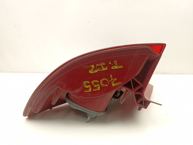 Recambio de piloto trasero izquierdo para citroën c4 1.6 d 9hy 109 cv referencia OEM IAM 9646801777  