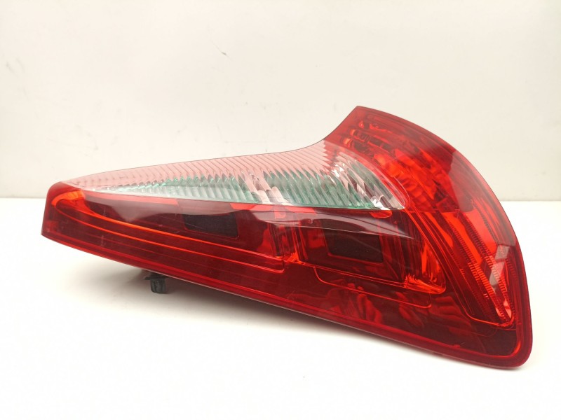 Recambio de piloto trasero izquierdo para citroën c4 1.6 d 9hy 109 cv referencia OEM IAM 9646801777  